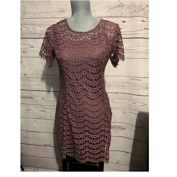 Mesh dress - Picture 1 of 2